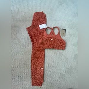 Nike women Dri-fit set